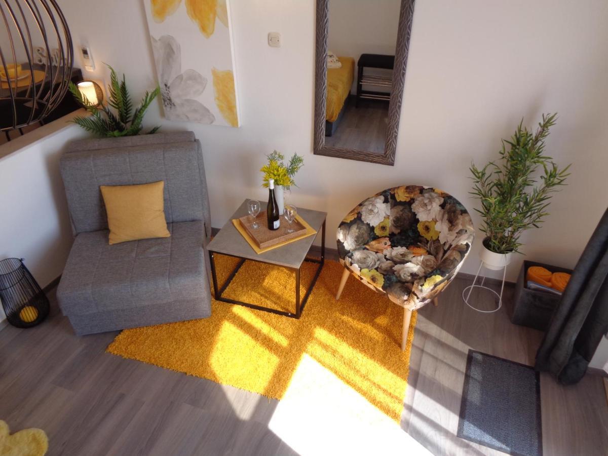 Apartment M